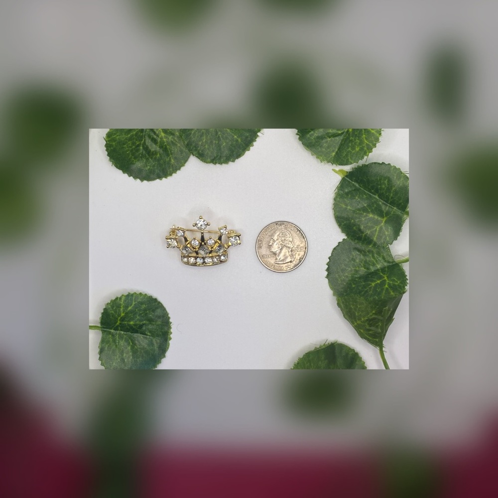 โRhinestone Crown" Metal Pin - Picture 3 of 3